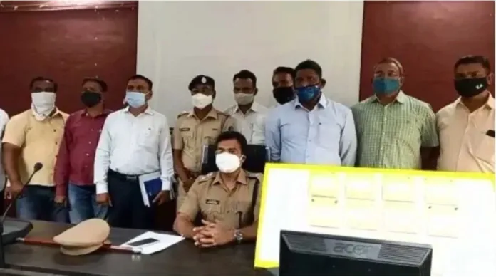 gold chain gang busted three arrested