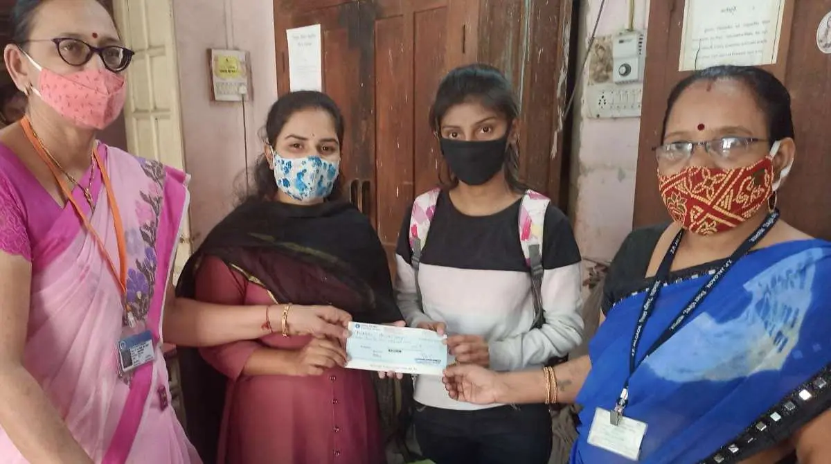 rajiv gandhi sanugrah grant distributed by bhosale