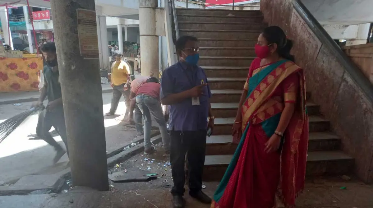 jayashri mahajan at golani market