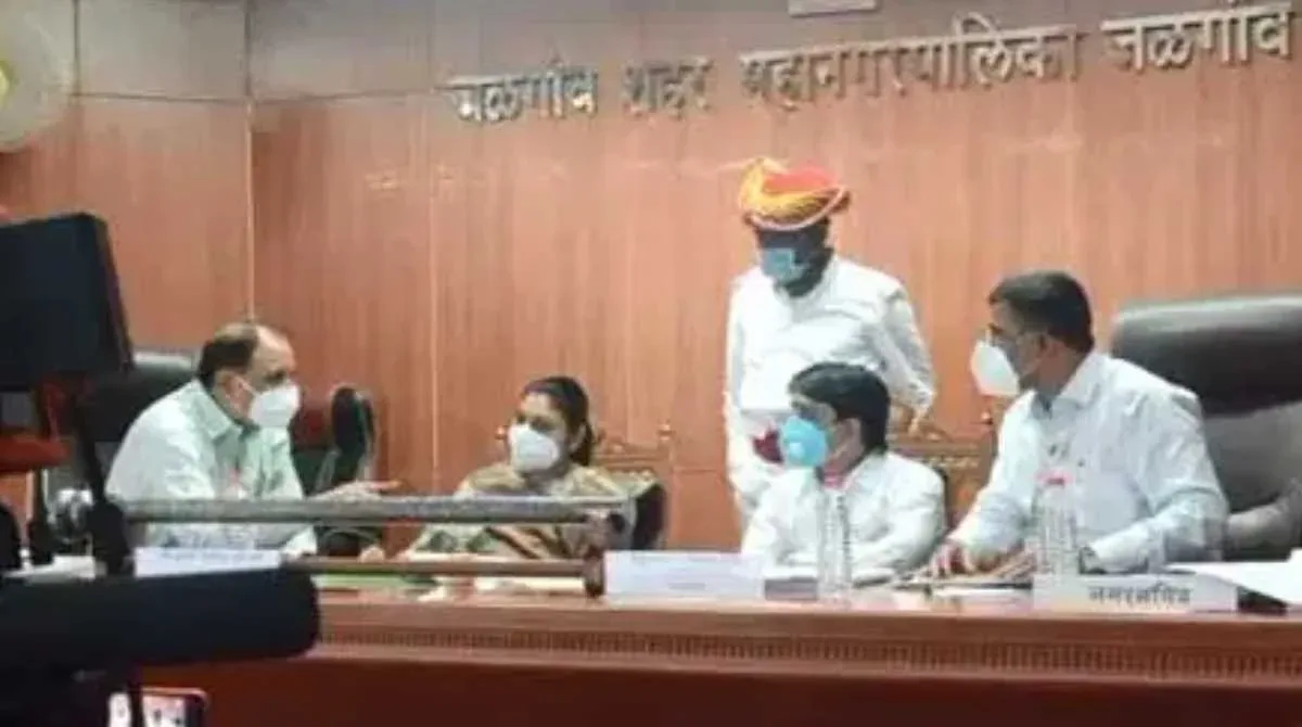 गाळे लिलाव आणि वॉटरग्रेस लवाद दोन्ही विवादित विषयांना मंजुरी 1 jalgaon manapa