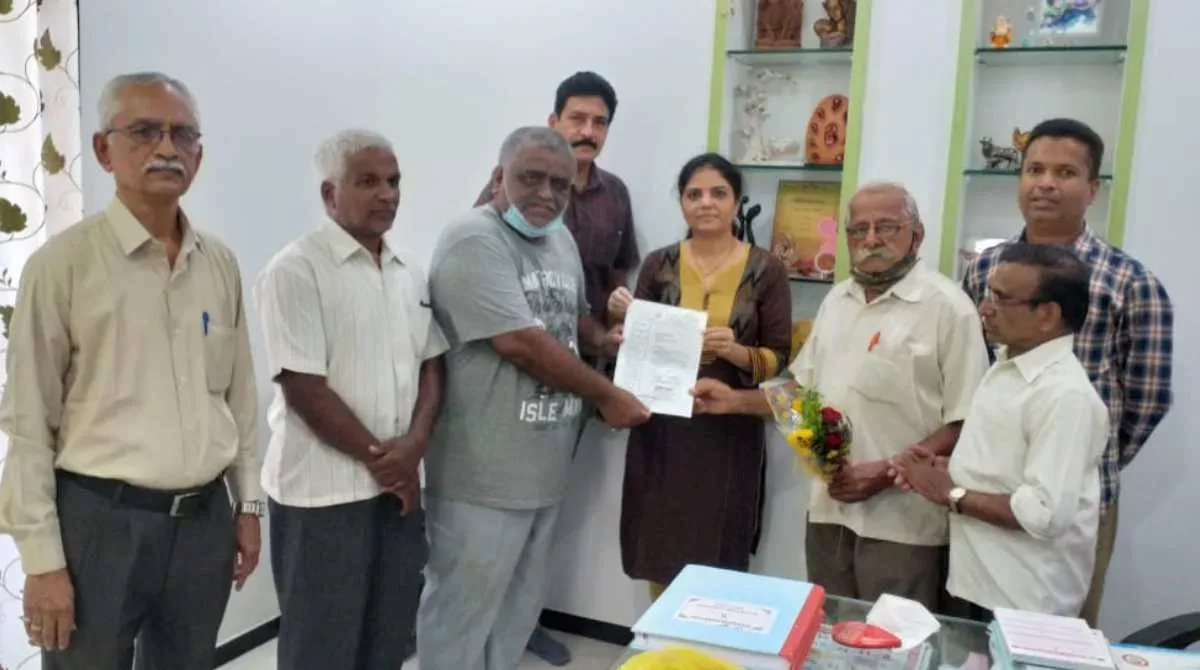 pritamdas rawlani president of sheth narayan bankat library