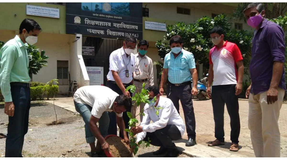 k e c college
