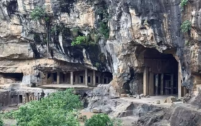 Historical Places : जळगाव जिल्ह्यातील प्रेक्षणीय स्थळांच्या यादीतील 'टॉप फाईव्ह' 1 image 11