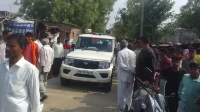 जळगाव जिल्हा हादरला ! पत्नीसह ९ महिन्यांच्या चिमुकलीचा गळा चिरून पतीची आत्महत्या 3 murder jalmner news jpg webp