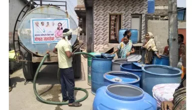बोदवड शहरात रोहिणी खडसे यांच्या माध्यमातून विस टॅंकर द्वारे पाणी पुरवठा 4 vis tanker jpg webp