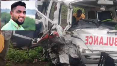 चाळीसगाव तालुक्यात रुग्णवाहिकेला भीषण अपघात; एक ठार, तिघे जखमी 5 ambulance accident chalisagaon jpg webp