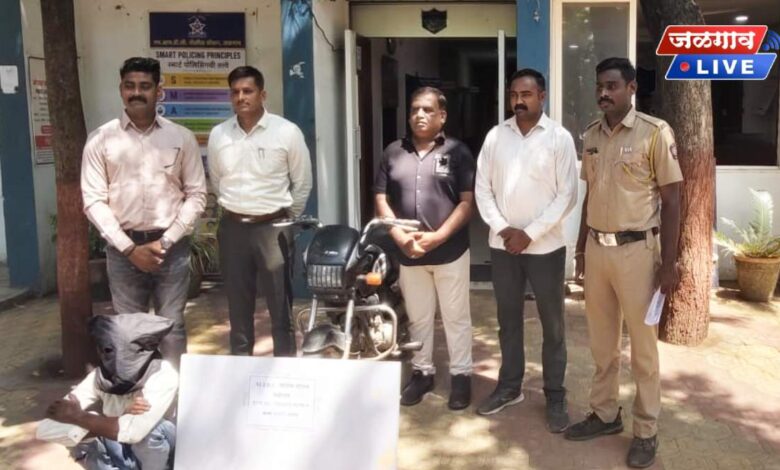 जळगावात दुचाकी चोरी करणाऱ्या आंतरराज्यीय चोराला अटक ; चोरीची स्प्लेंडर जप्त 1 tulsiram kasde