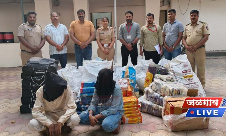 अपघात झाला अन् गुटख्याचं गुपित उघडलं! कारसह ७.७० लाखांचा मुद्देमाल जप्त 1 nimbhoragutkha