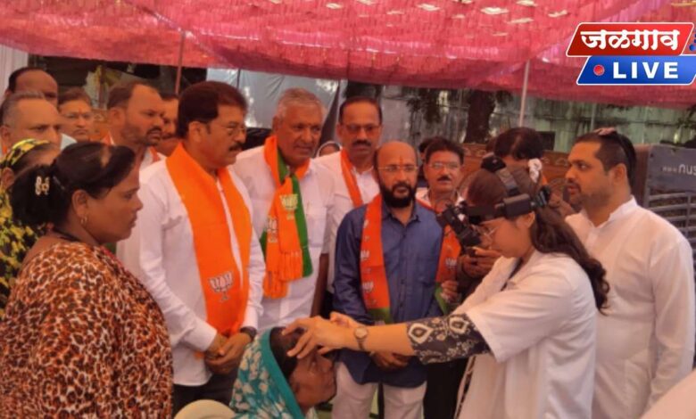 जळगावात कष्टकरी कामगारांसाठी भव्य आरोग्य शिबिर; ५०० कामगारांची तपासणी 1 sbr